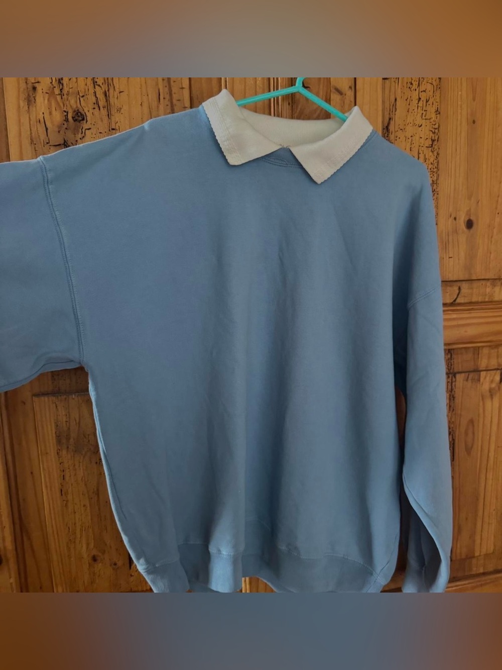 Brandy Melville Light Blue Sweatshirt with White Collar